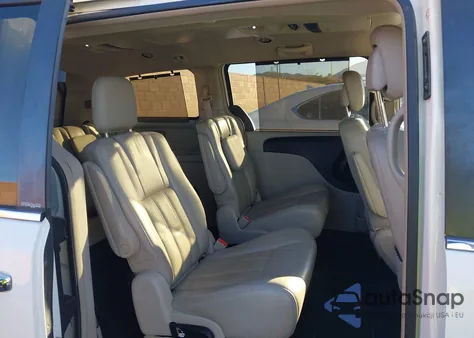 2012 Chrysler Town & Country Touring-L из США, поврежденный, VIN 2C4RC1CG8CR181565